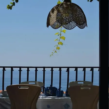 La Pistrice With Seaview And Enclosed Garden Villa Positano