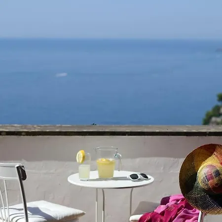 La Pistrice With Seaview And Enclosed Garden * Positano