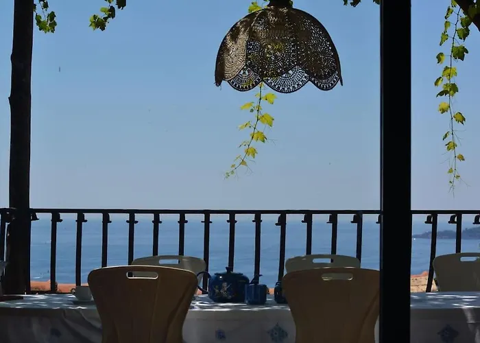 La Pistrice With Seaview And Enclosed Garden Villa Positano