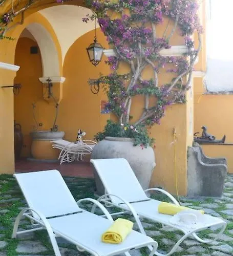 La Pistrice With Seaview And Enclosed Garden Villa *