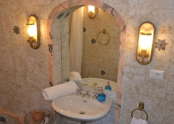 La Pistrice With Seaview And Enclosed Garden Villa *