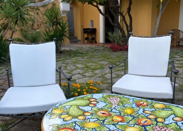 La Pistrice With Seaview And Enclosed Garden Villa