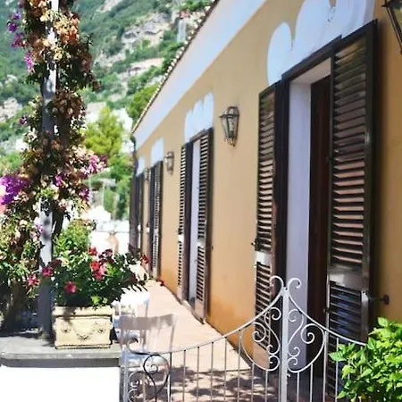 La Pistrice With Seaview And Enclosed Garden פוזיטנו